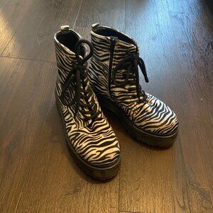 Zebra Horse Hair Lug Tread Boots